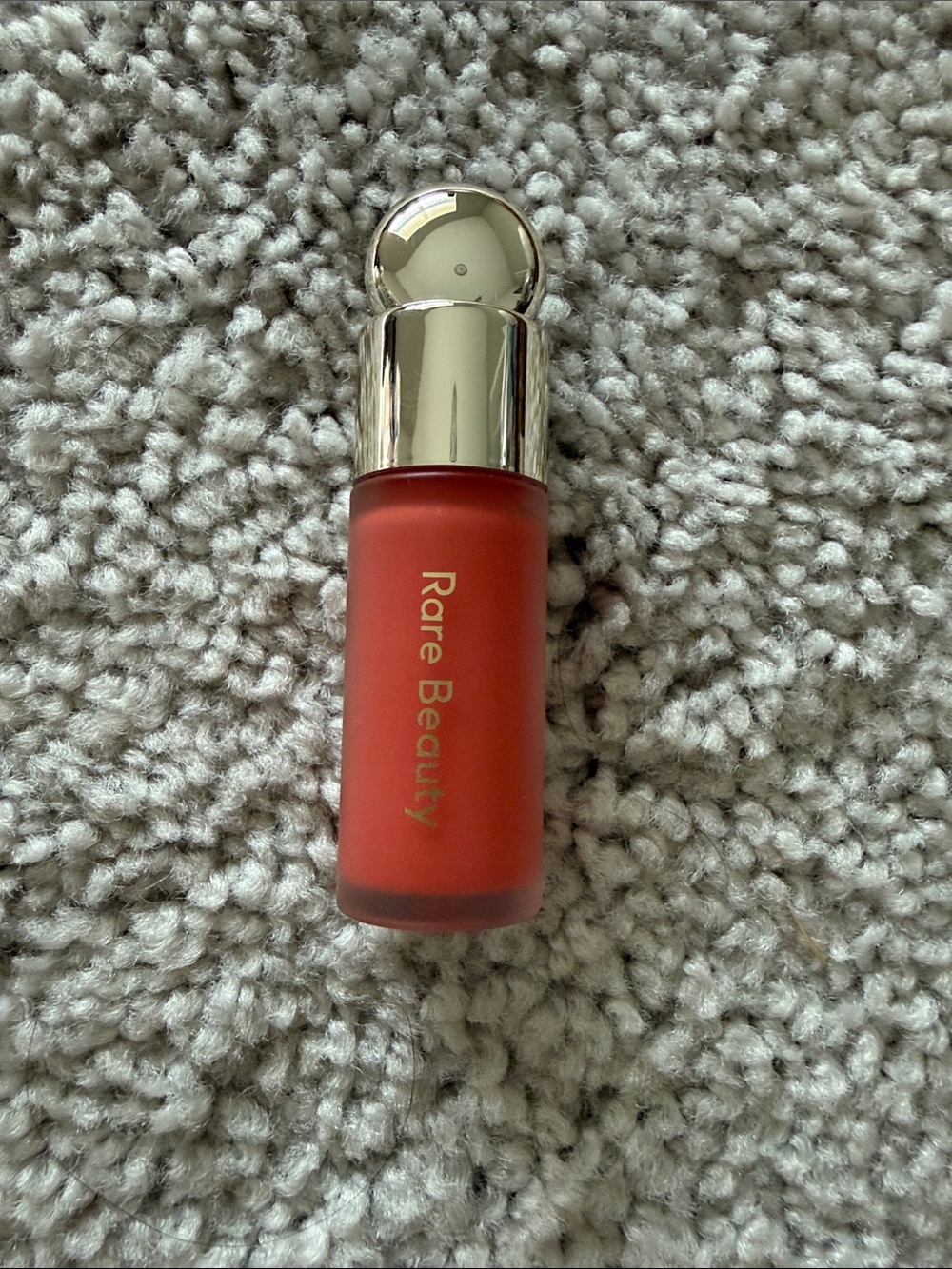 Rare Beauty Liquid blush - Joy